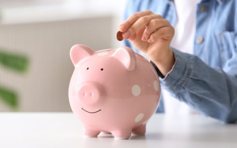 mom living frugal