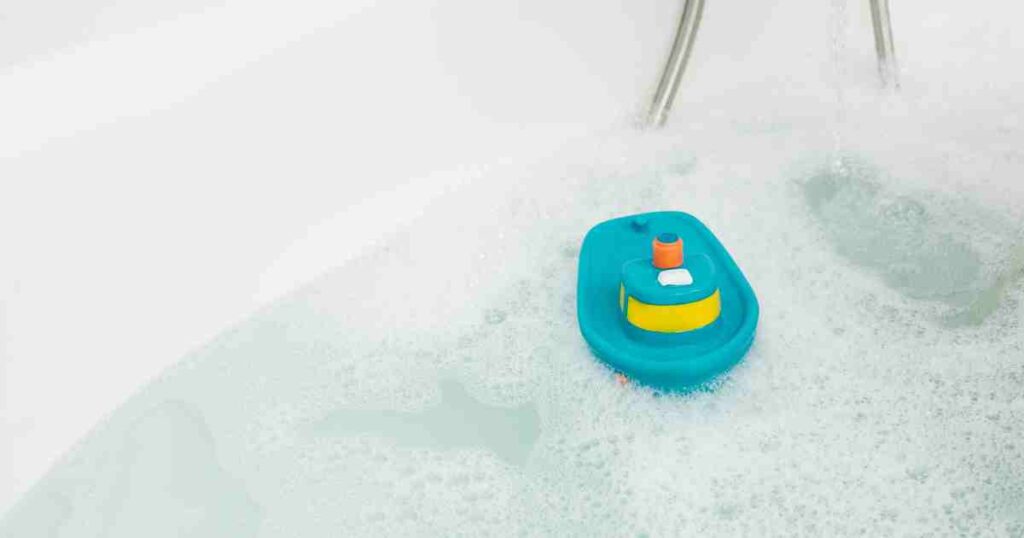 bathtub mom hacks for cleaner house
